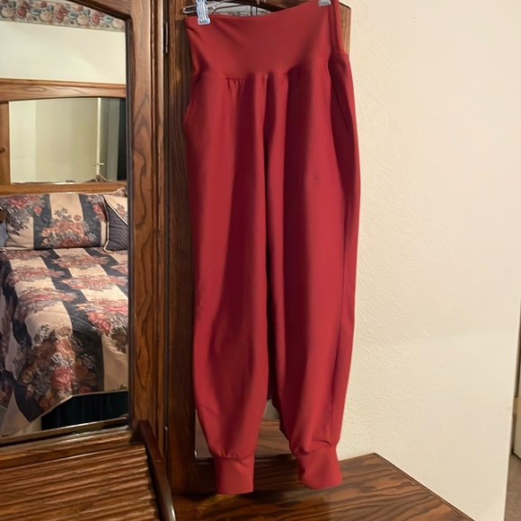 Old Navy Active Powersport Highrise Leggings Size XS - Picture 3 of 10